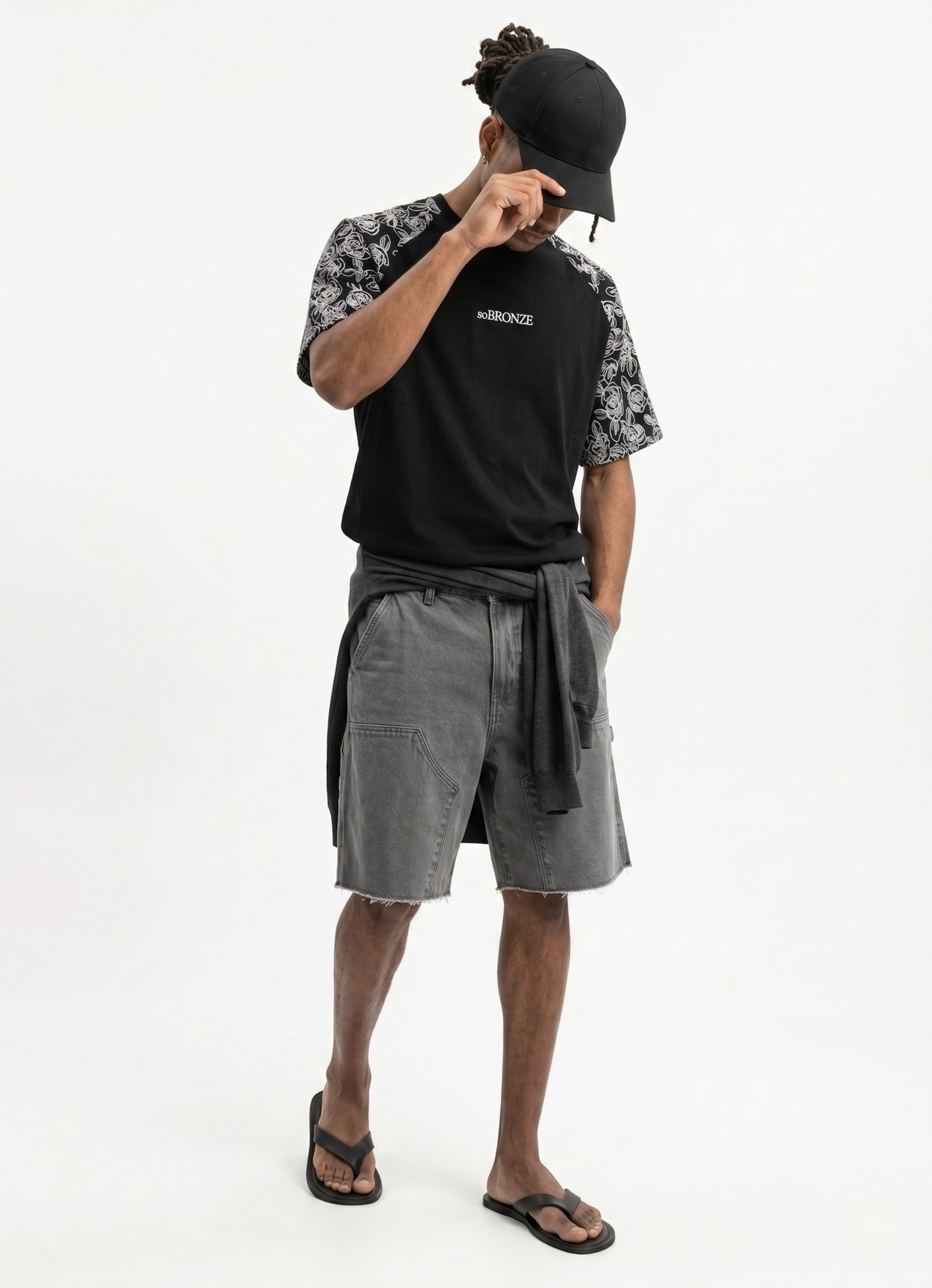 Black Brode Detaylı Reglan T-shirt